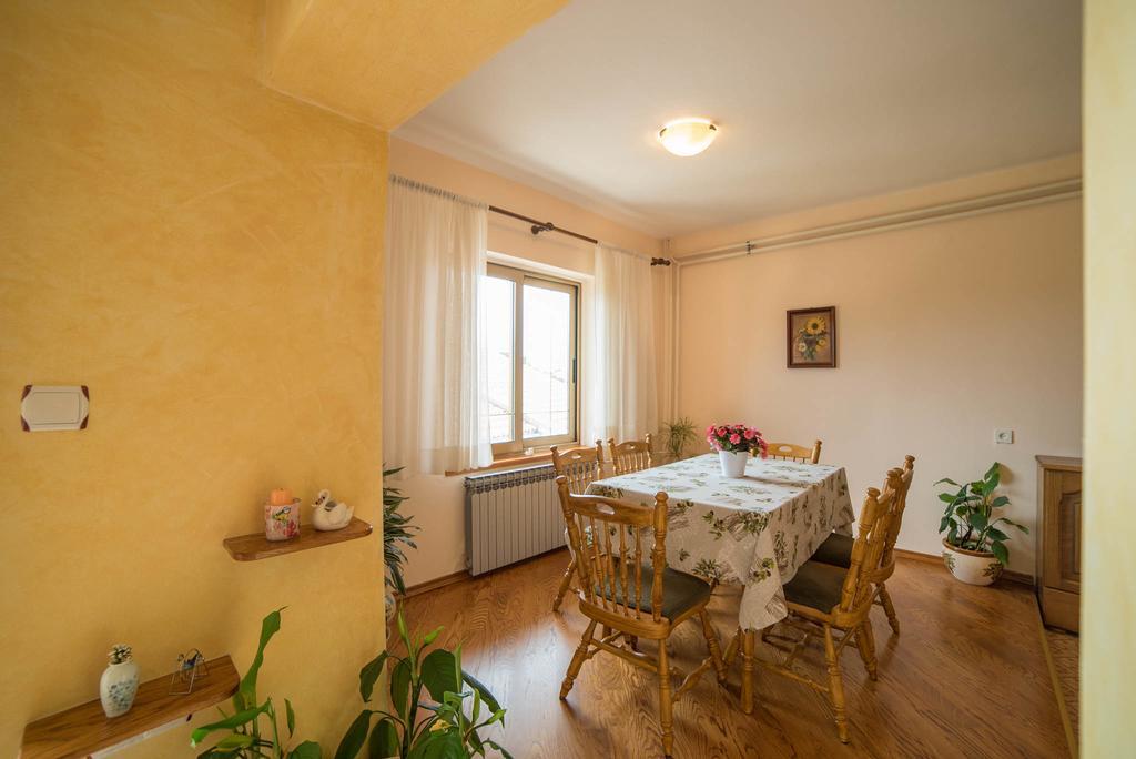 Apartment Anica Palit Exterior photo